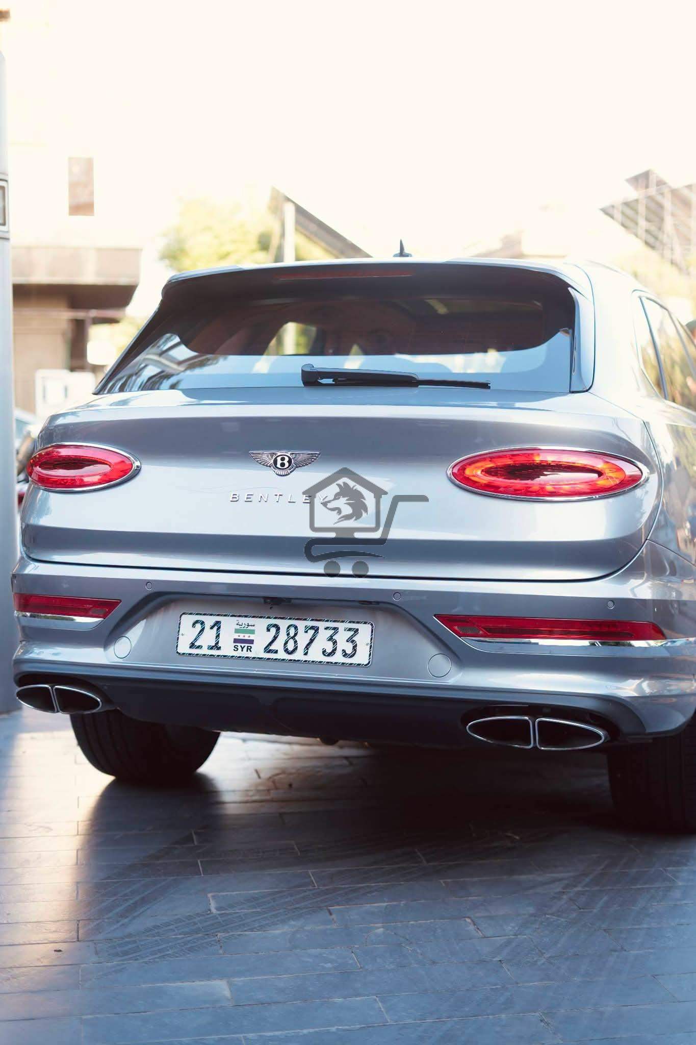 BENTLEY BENTAYGA - الصورة 2