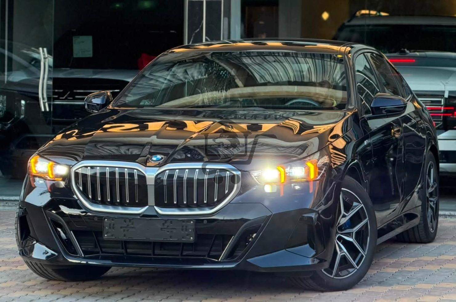 BMW 520i 2024 - الصورة 1