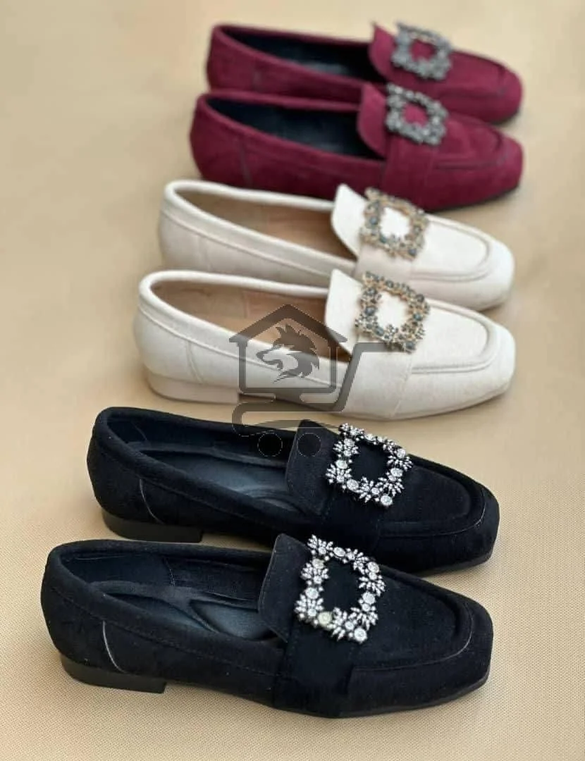 * أحذية و حقائب سينييه و لوميو* - الصورة 2