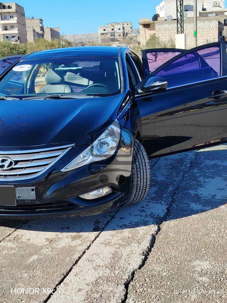 هيونداي سوناتا 2012 - الصورة 2