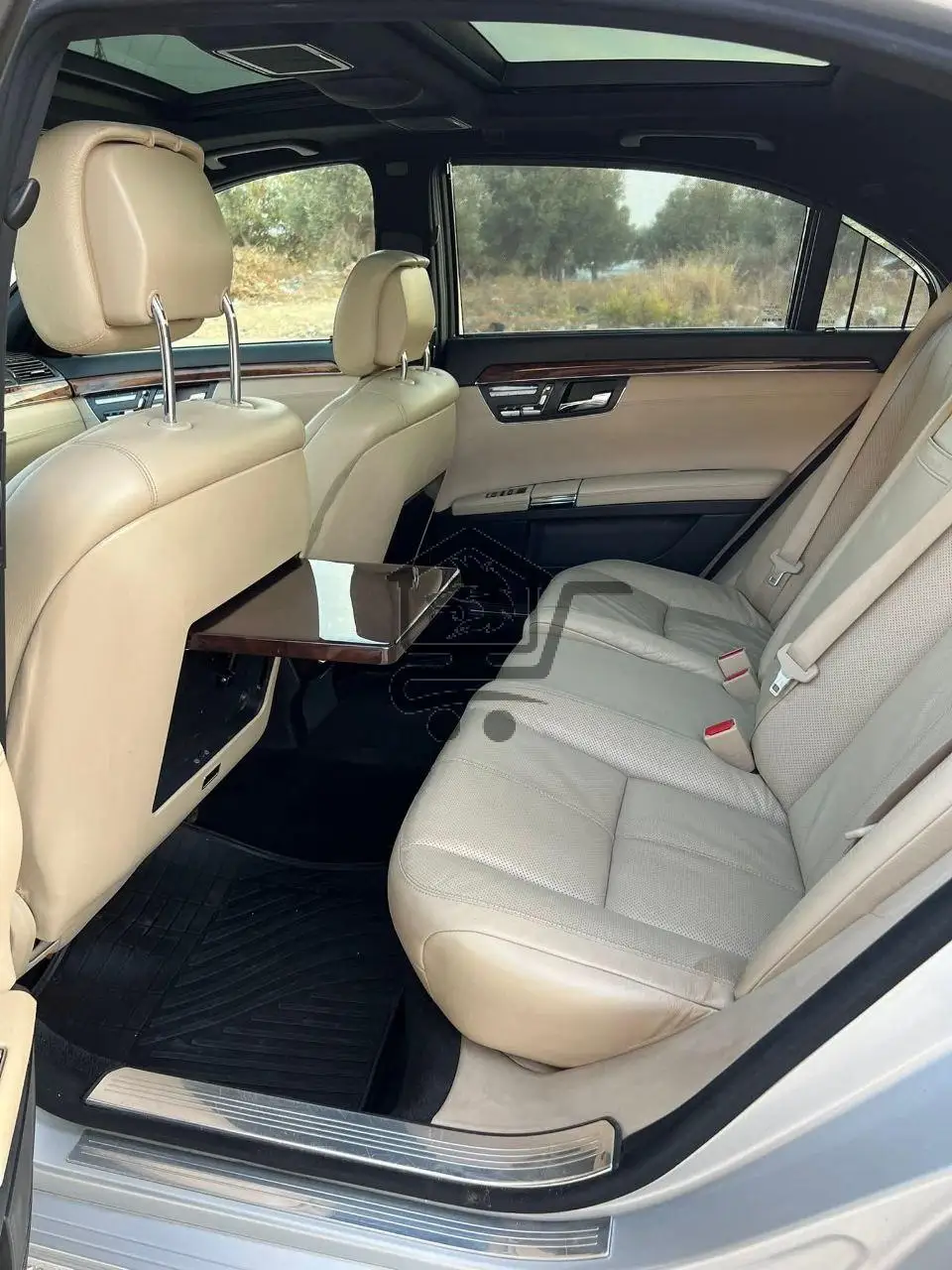 MERCEDES S Class 350L - الصورة 9