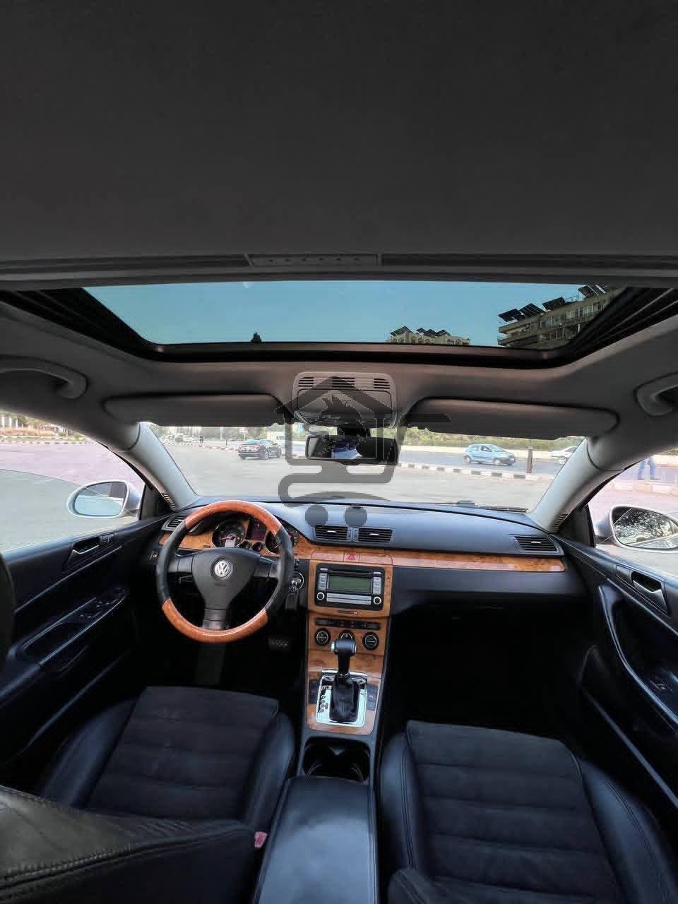 VOLKSWAGEN PASSAT - الصورة 4