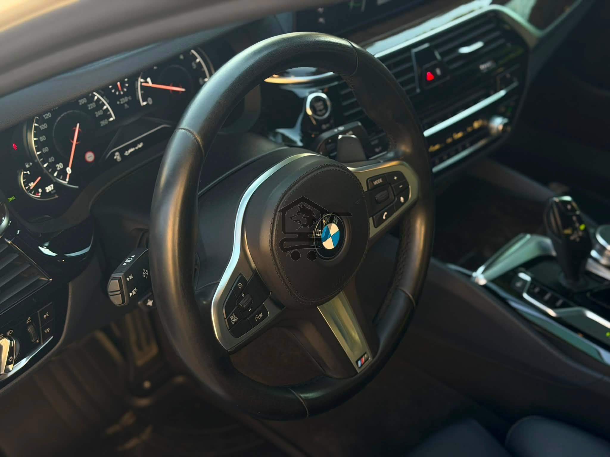 BMW 530i M Sport - الصورة 6