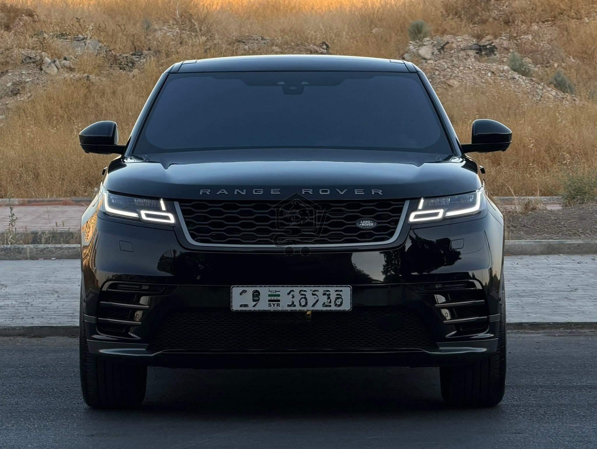 Range Rover Velar - الصورة 7