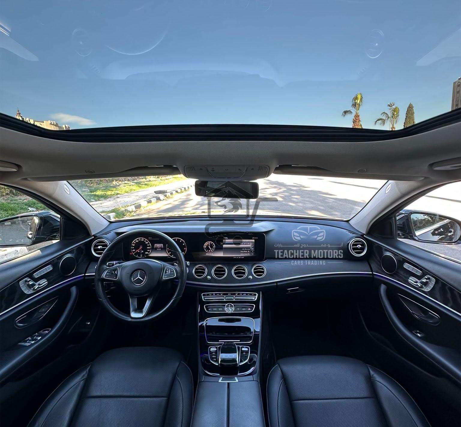 Mercedes-Benz E300 4Matic - الصورة 5