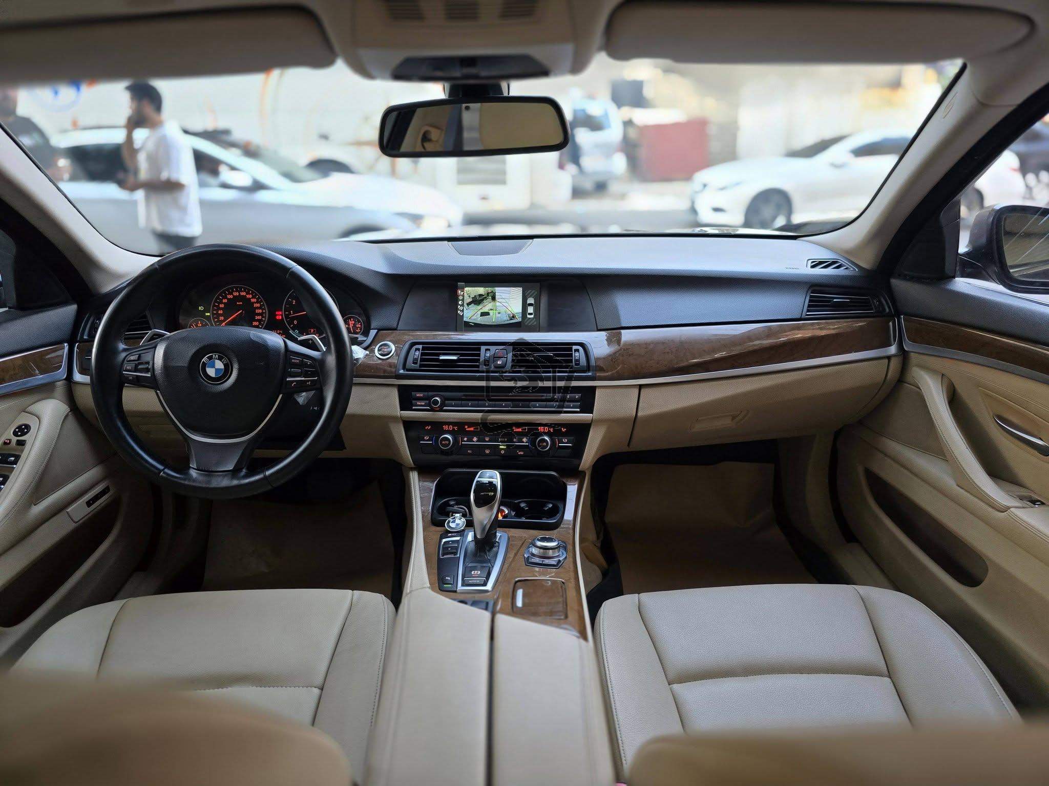 BMW 523i F10 - الصورة 9