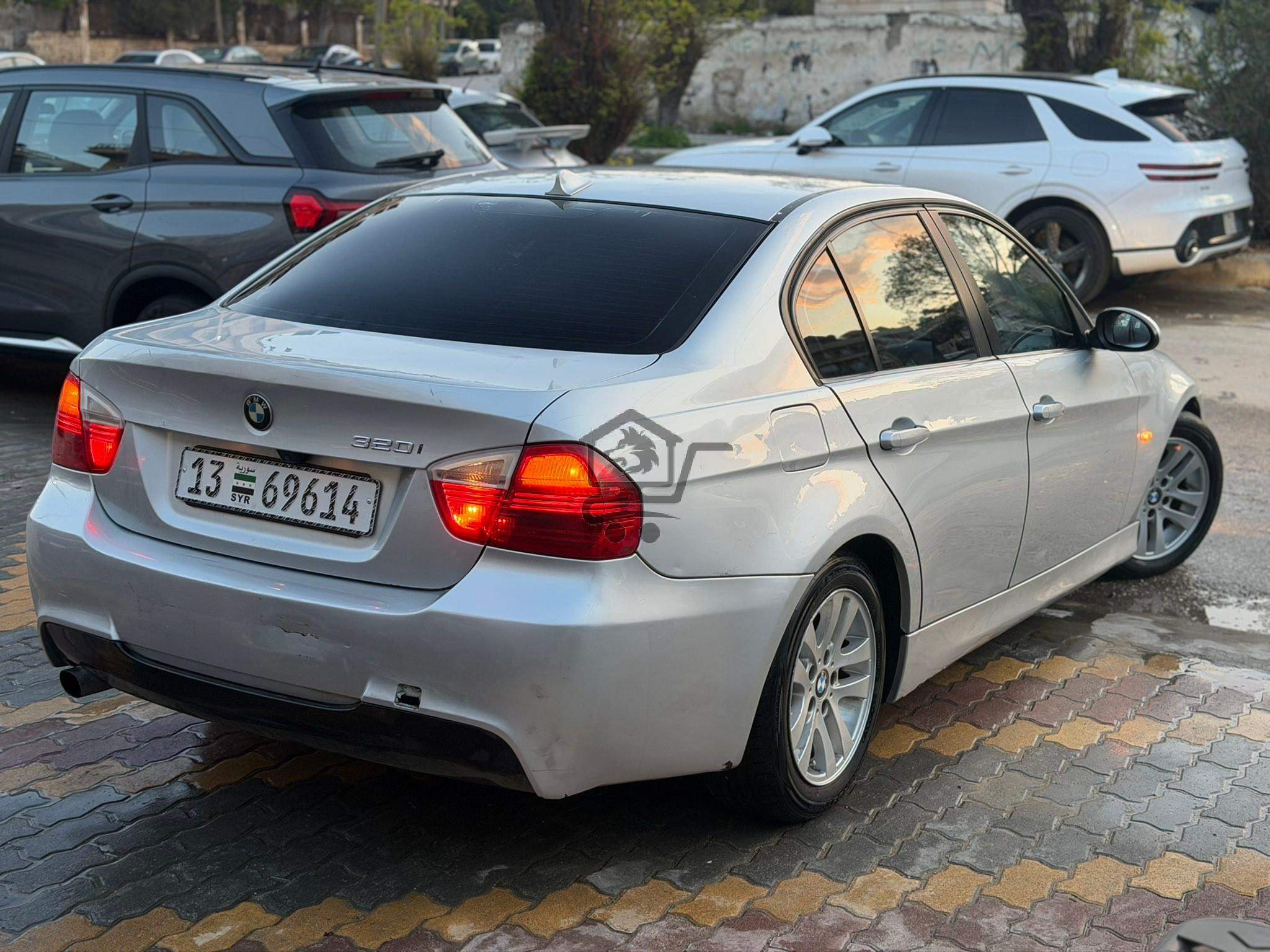 BMW 320i 2006 - الصورة 2