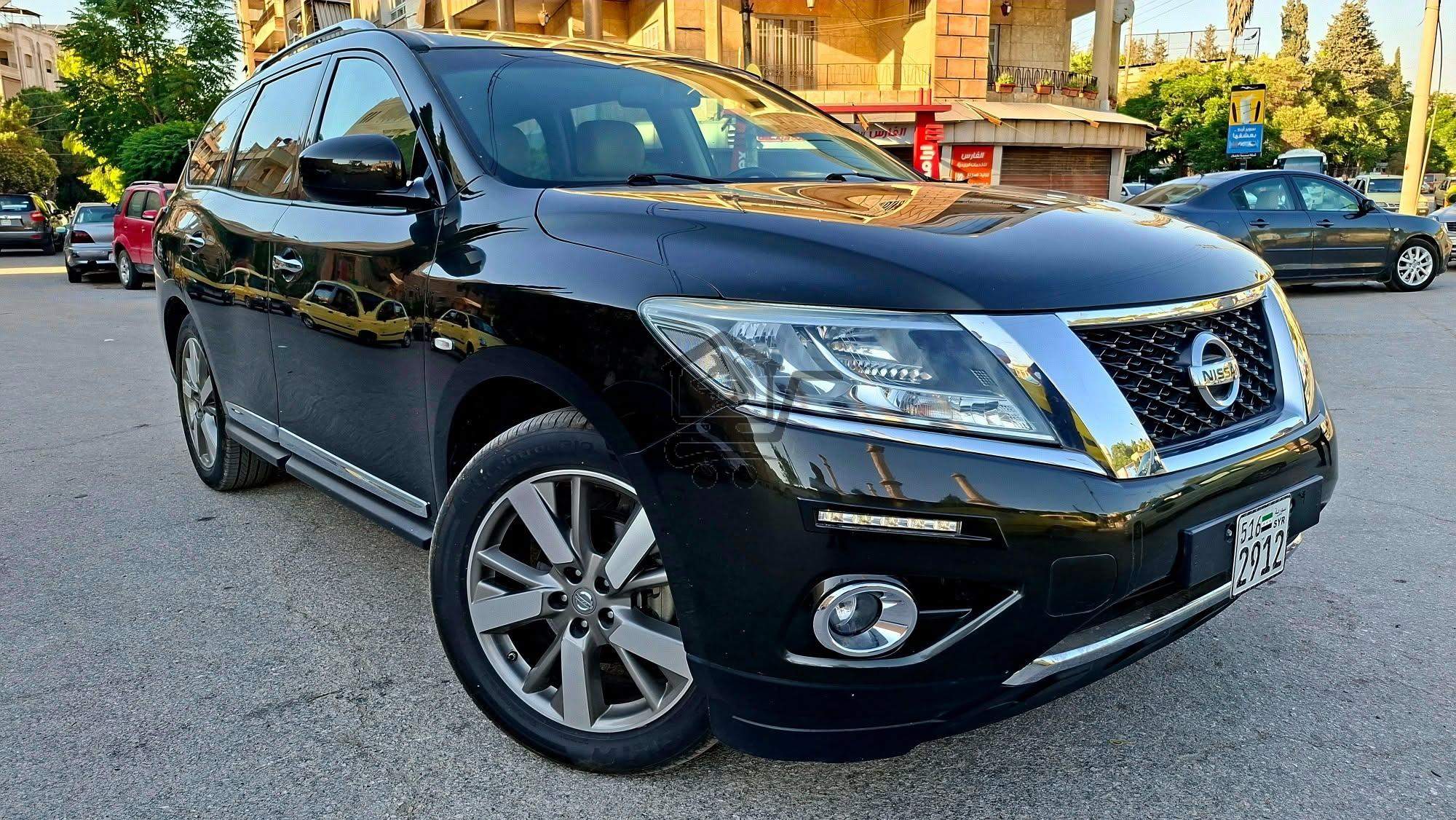 Nissan Pathfinder 2016 - الصورة 1