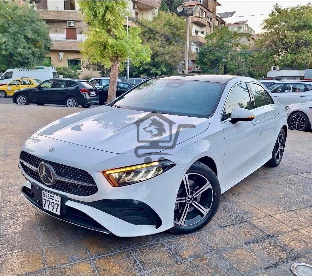 Mercedes-Benz A 200 L - الصورة 1