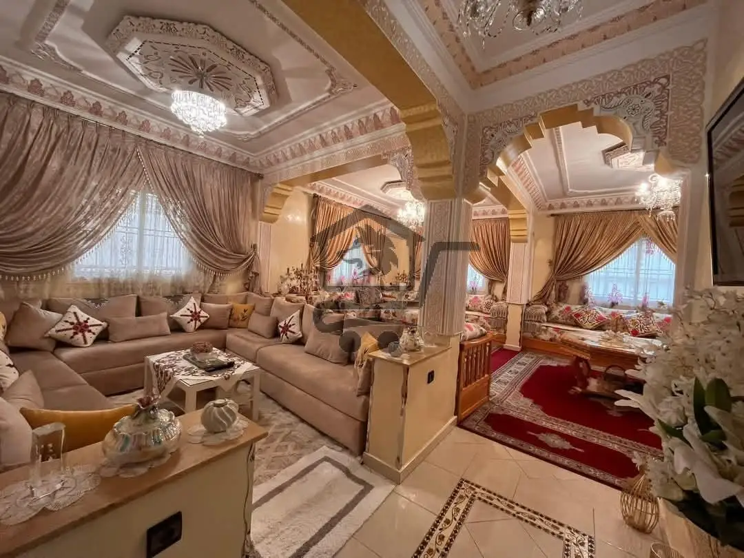 للبيع – شقة مميزة للسكن في قلب دمشق