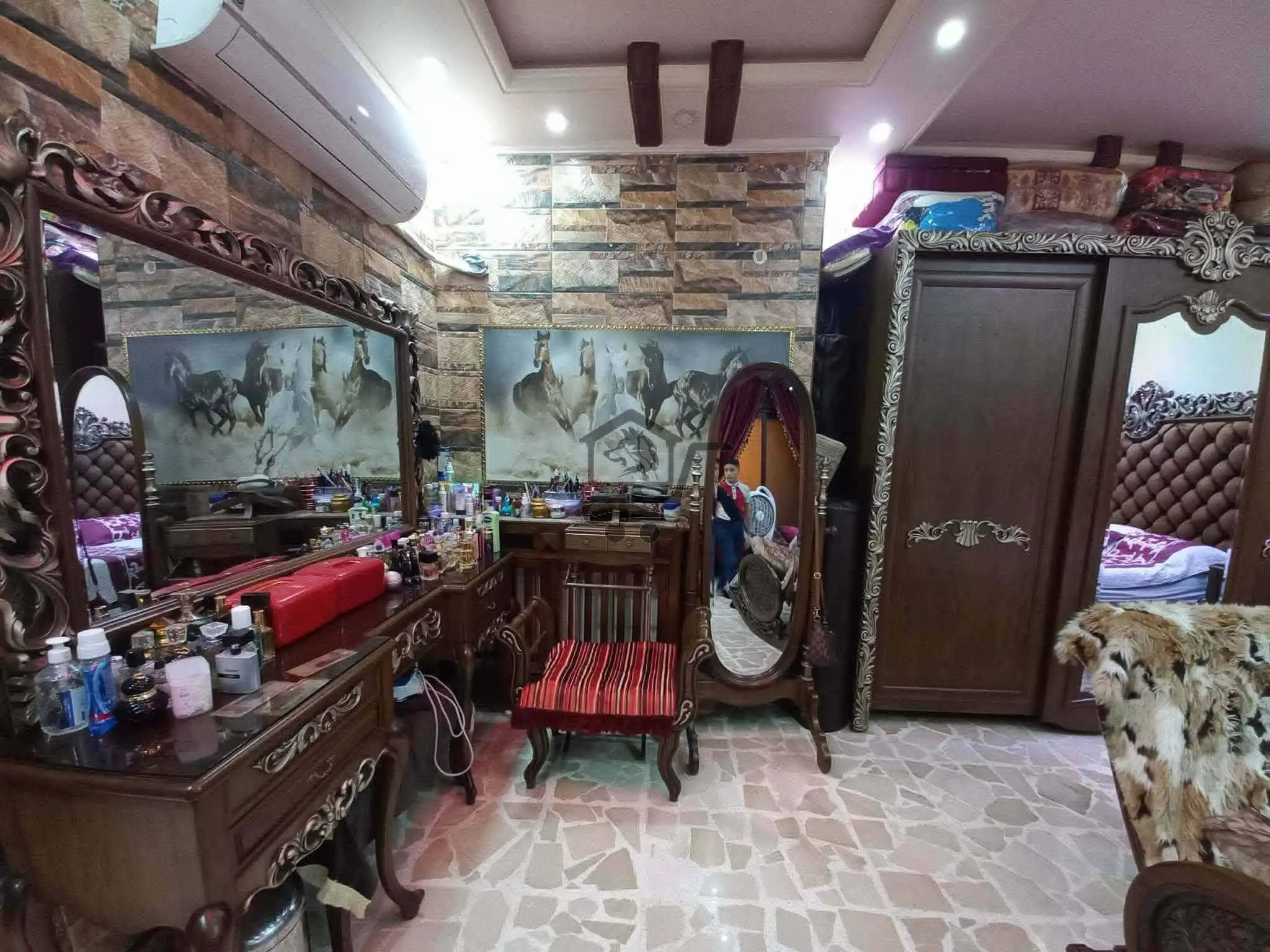 منزل فاخر للبيع - الصورة 7