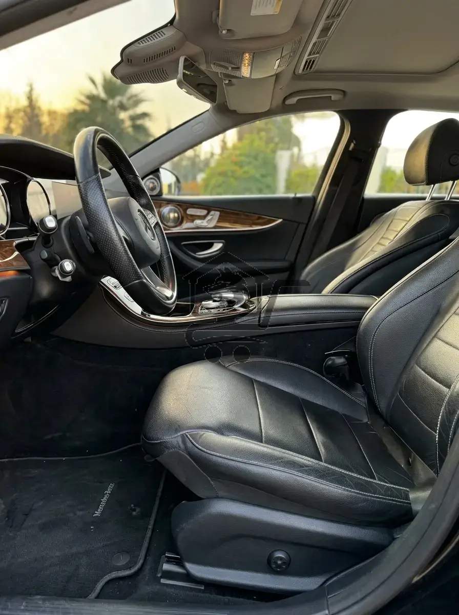 مرسيدس بنز C300 للإيجار - الصورة 3
