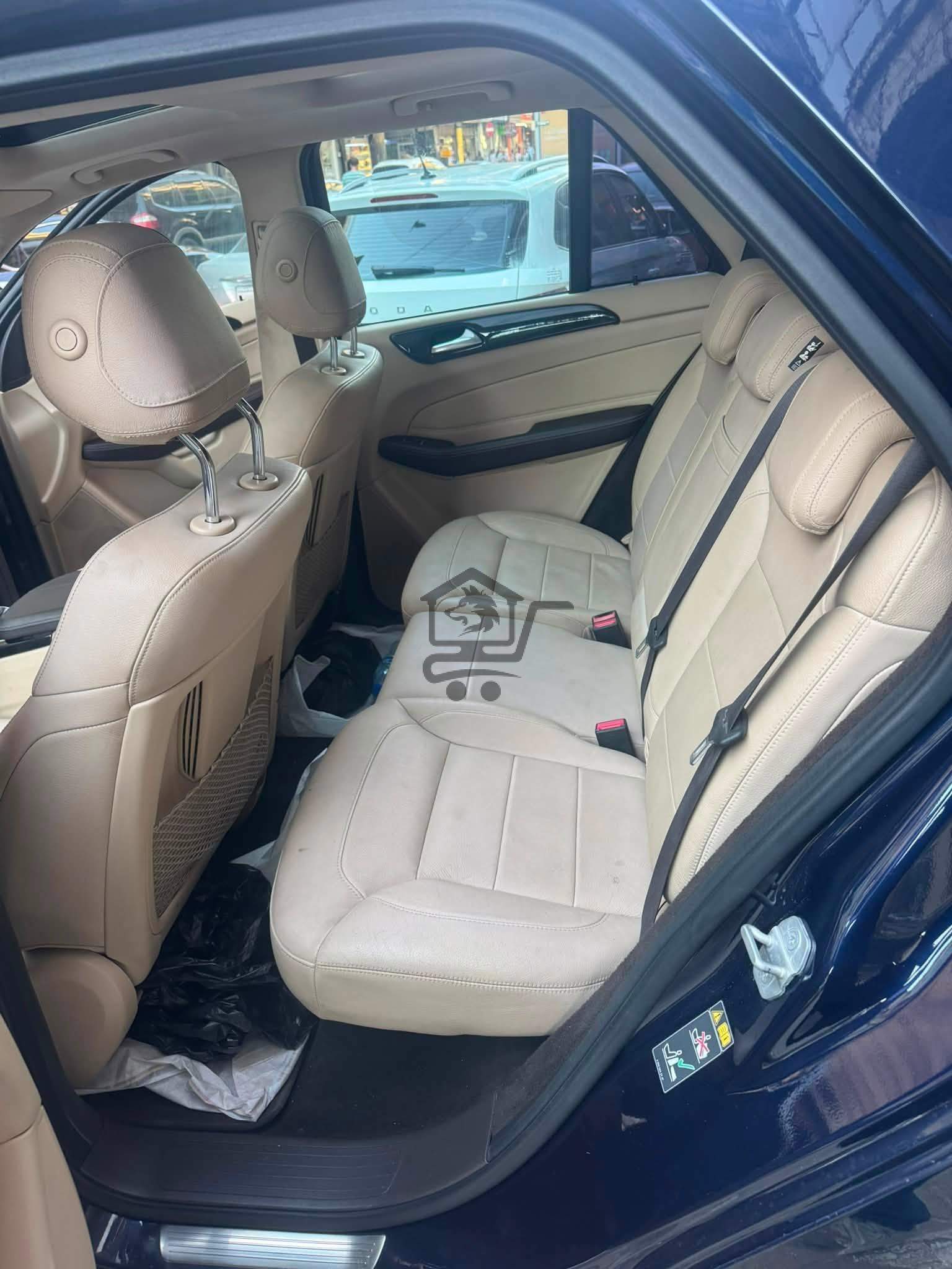 Mercedes-Benz GLE 350 - الصورة 9