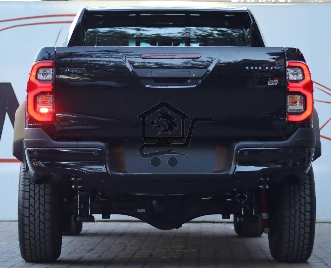 TOYOTA HILUX GR Sport 2026 - الصورة 4
