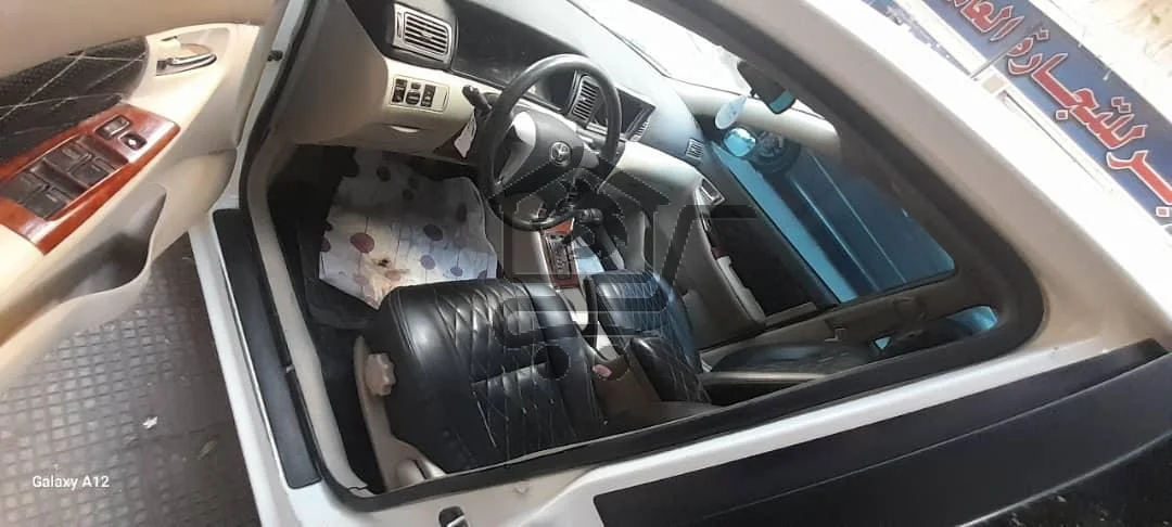 تويوتا كورولا - الصورة 6