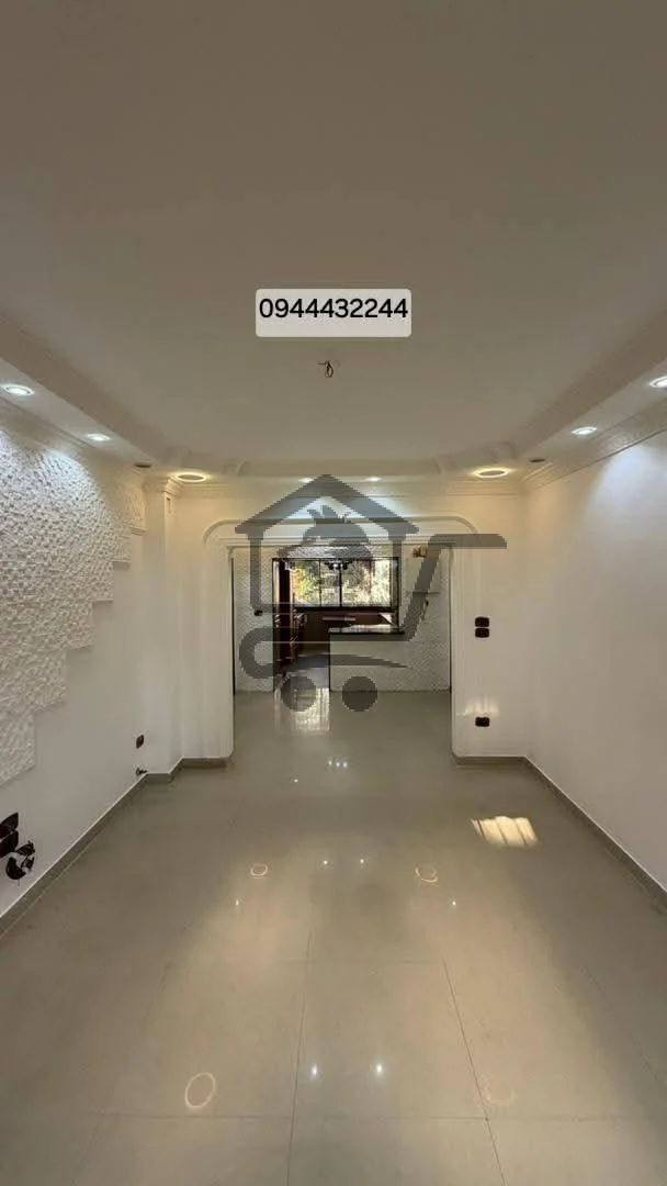 شقة غرفتين بموقع راقي - الصورة 1