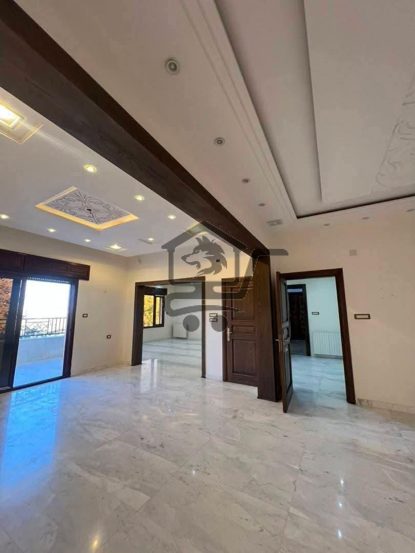 منزل فاخر - الصورة 8