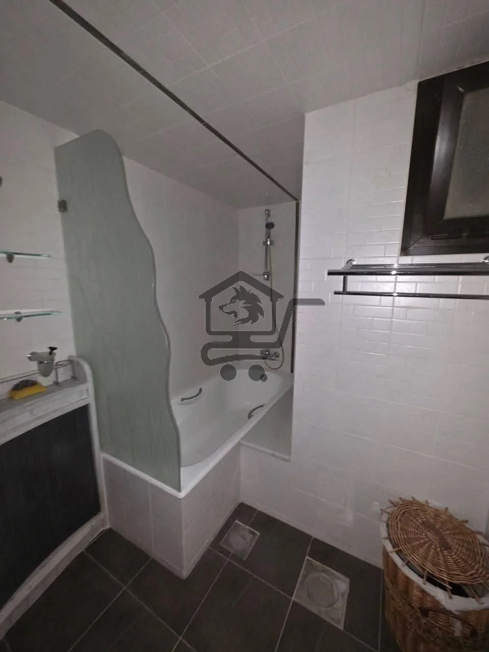 منزل فخم بموقع حيوي وراقي - الصورة 8