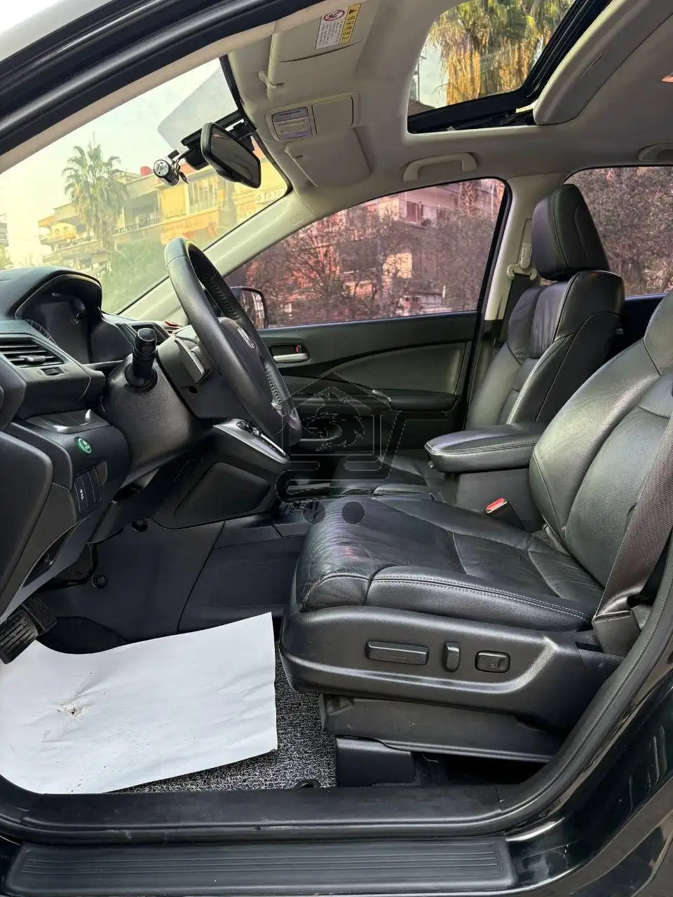 HONDA CR-V 2013 - الصورة 9